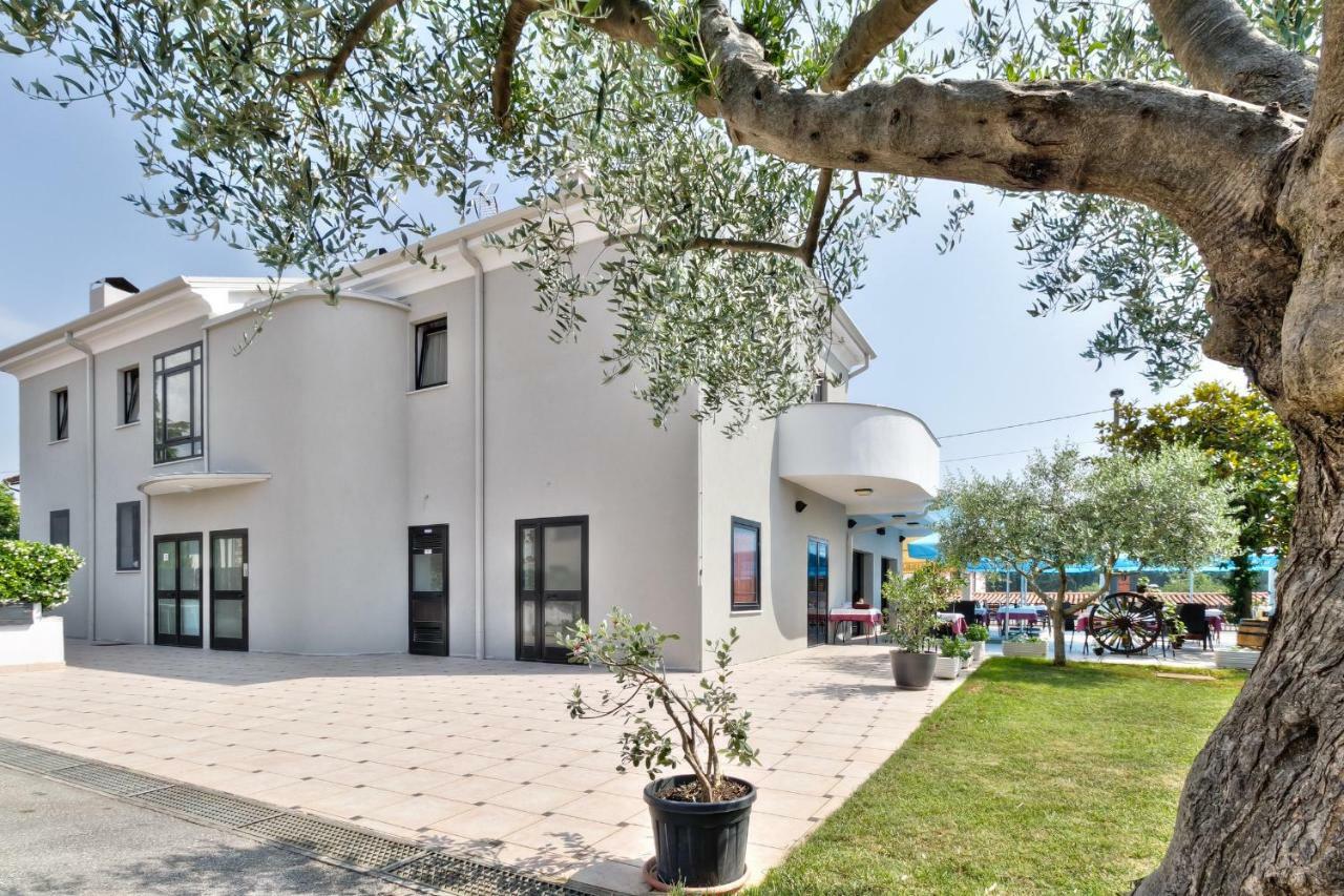 Apartments El Faro Savudrija Εξωτερικό φωτογραφία